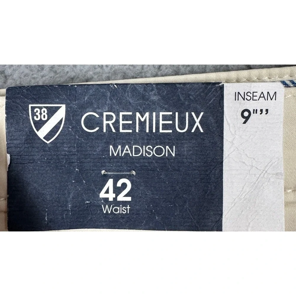 NEW Cremieux Madison Shorts Men 42X9 Light Yellow Khaki Chino Stretch Flat Front